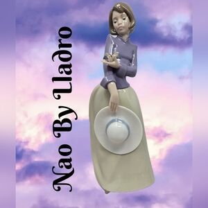 Nao by Lladro Figurine Blue Bird First Flight Women Holding Bird & Hat 10.5 Inch